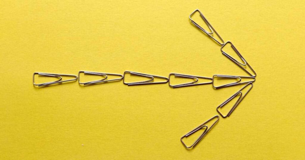 5x Paper Clips