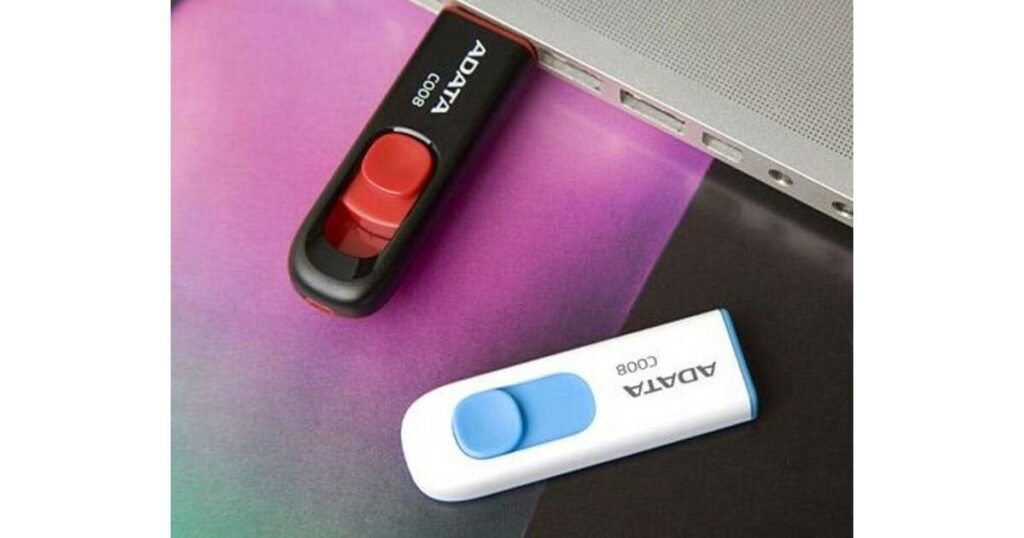 A Compact USB Flash Drive