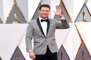 How Tall Is Ryan Seacrest in Feet? His Real Height Finally Confirmed