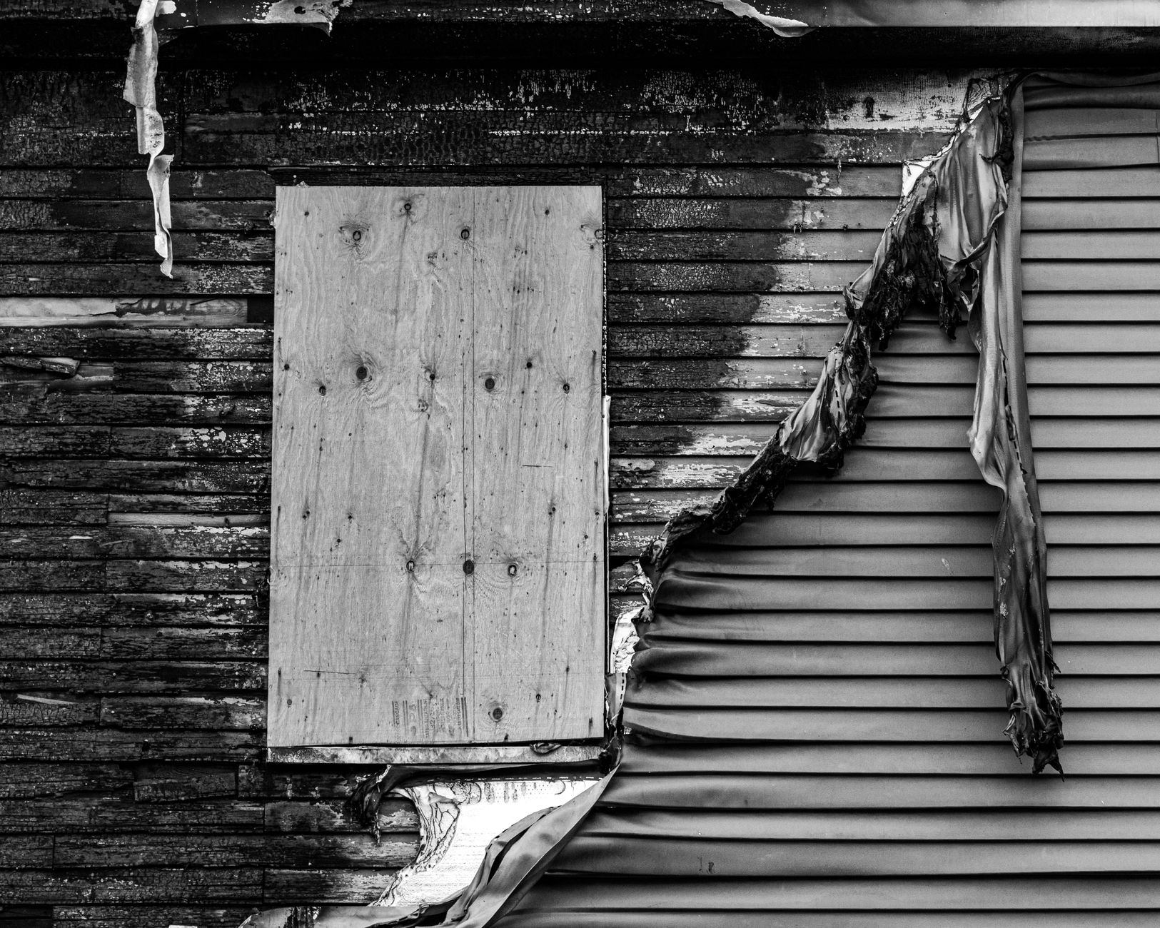 Siding Damage: When to Repair vs. When to Replace