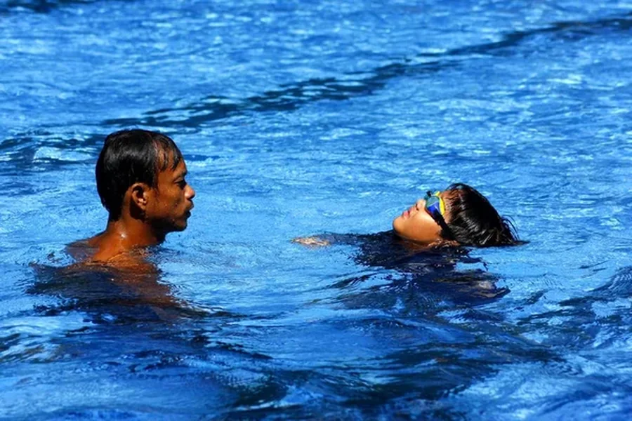 Jurong West Swimming Lessons