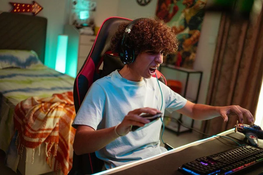 Ultra-Light Gaming Mouse